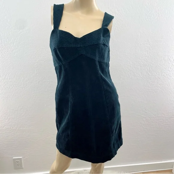 Madewell - Deep Green Corduroy Mini Dress- 4 - Picture 4 of 16